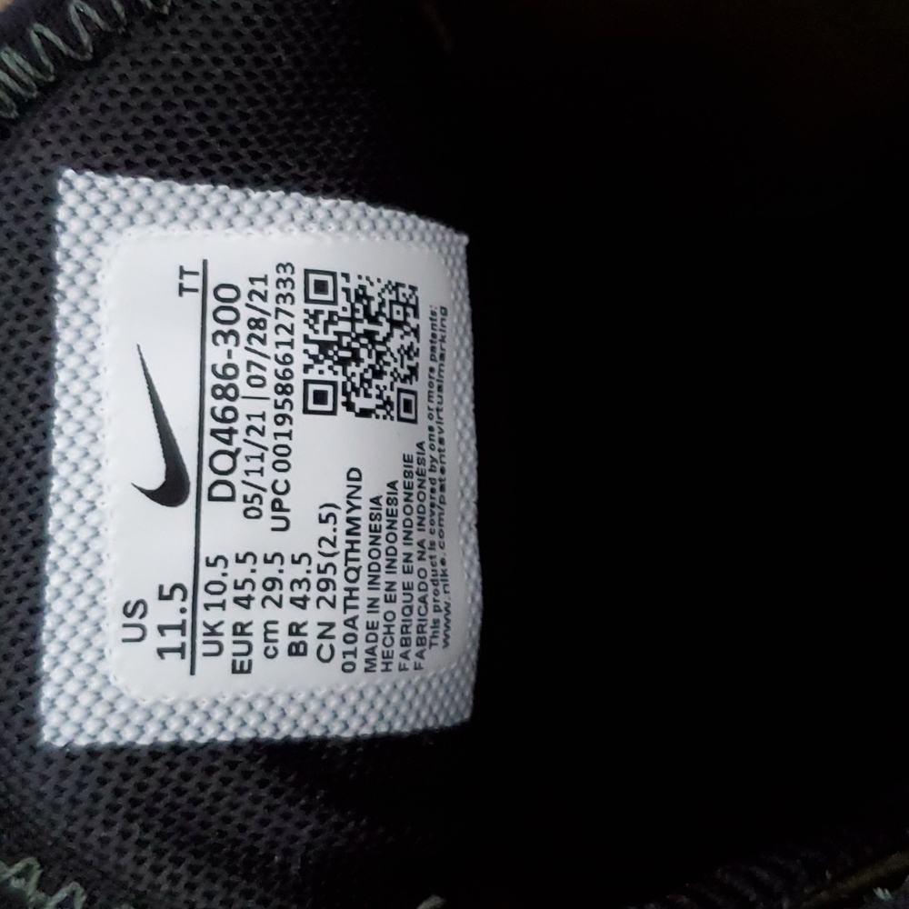 New Air Max 270 - Picture 7 of 7